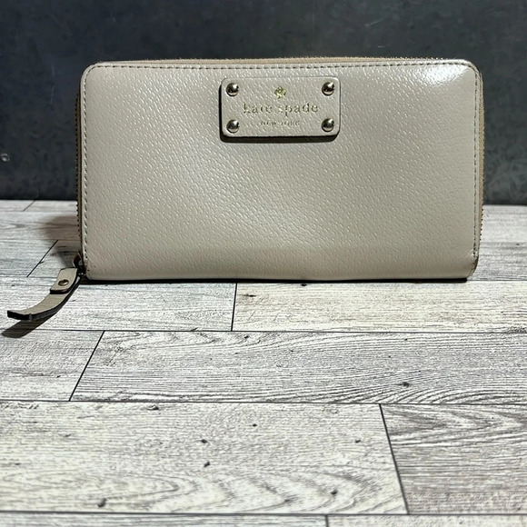 🌻 Kate Spade Wellesley Neda Leather Zip Around Wallet in Porcelain - Picture 1 of 12